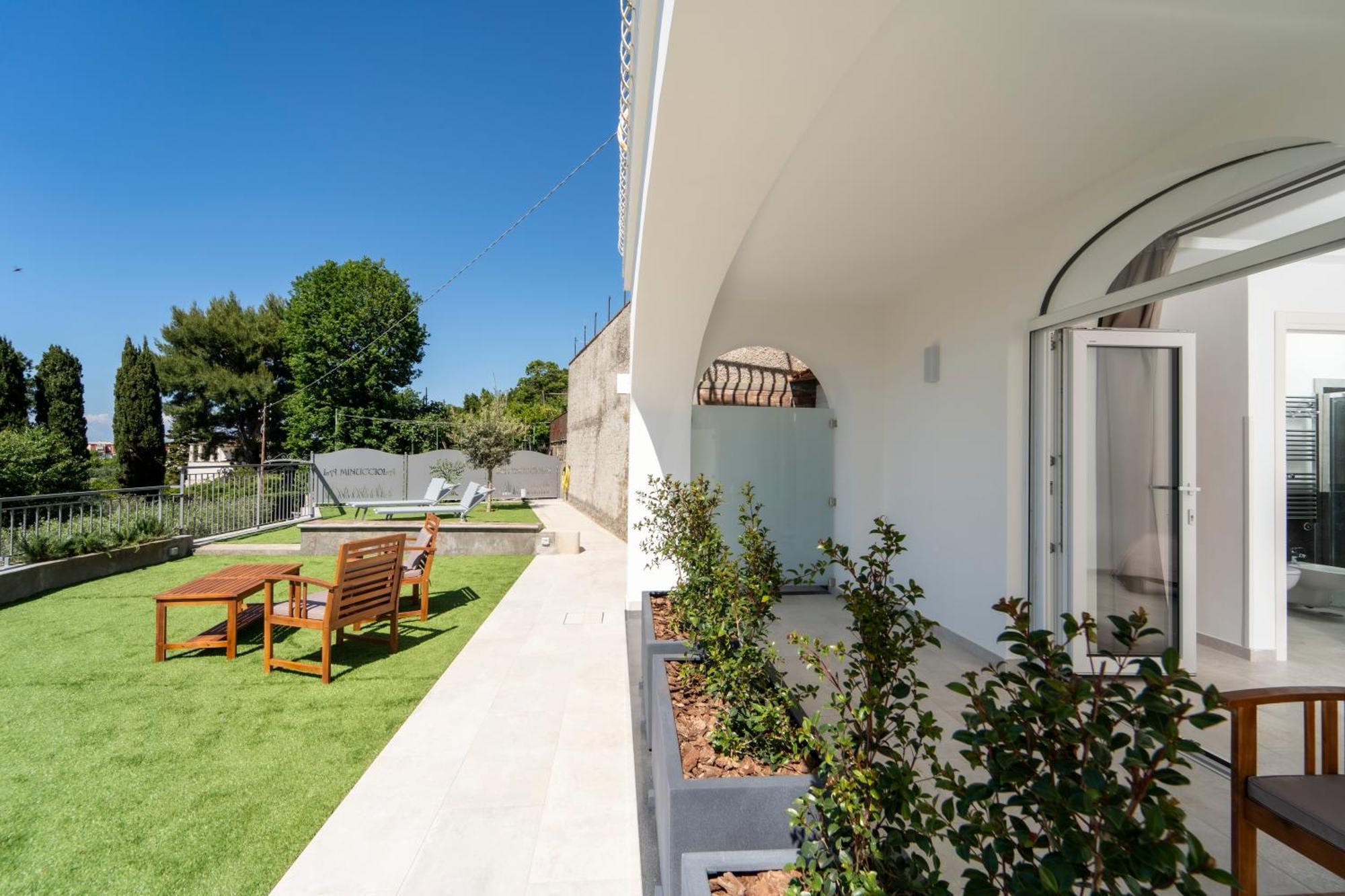 La Minucciola Capri Bed & Breakfast อนากาปรี ภายนอก รูปภาพ