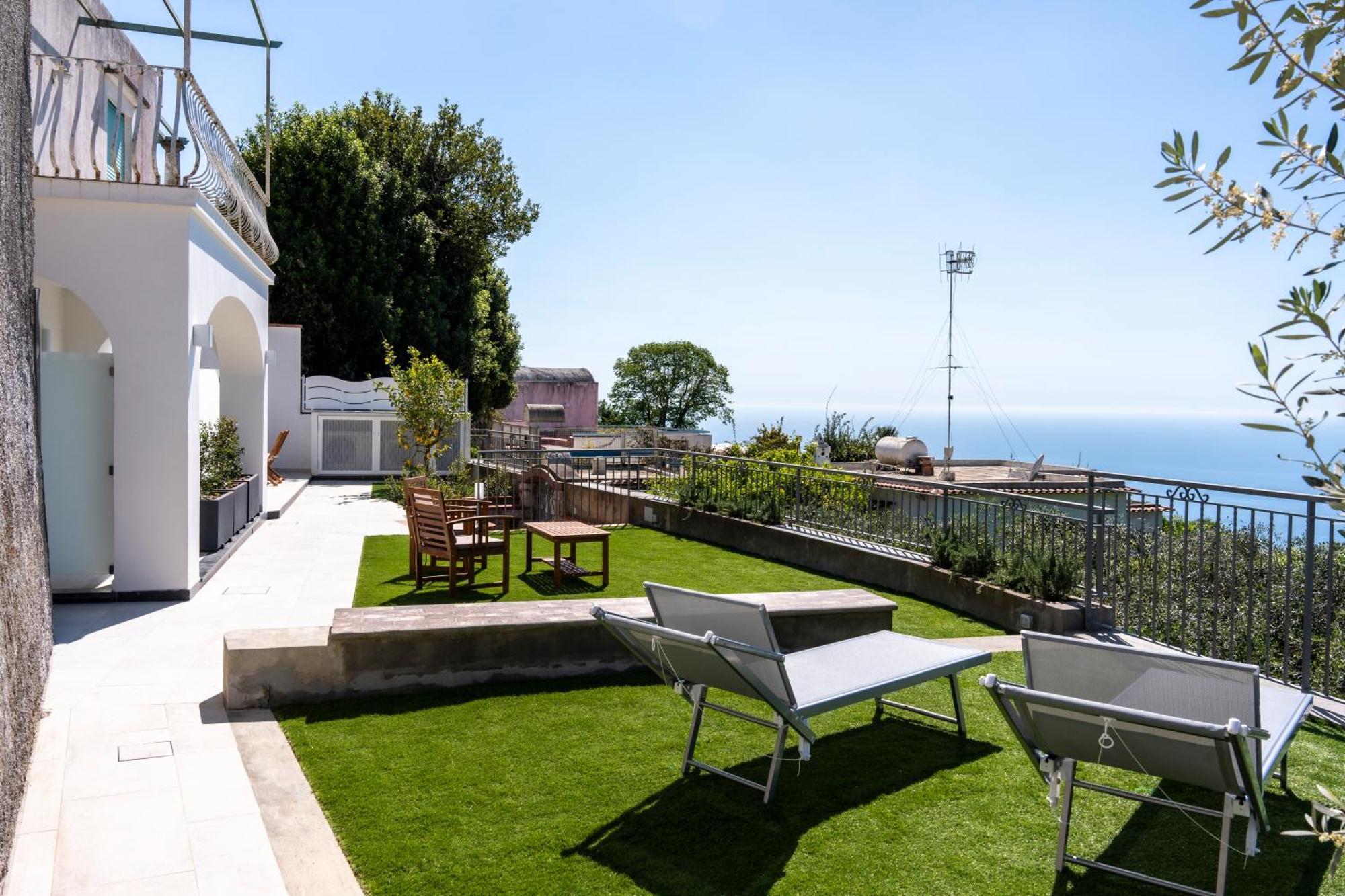 La Minucciola Capri Bed & Breakfast อนากาปรี ภายนอก รูปภาพ